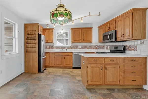 $550,000 | 2629 Carmel Avenue, Brewster, NY 10509