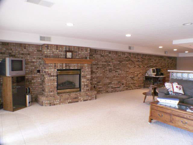 6935 West Orland Road Angola, IN 46703 - Photo 6 of 13 Gallery Image 6