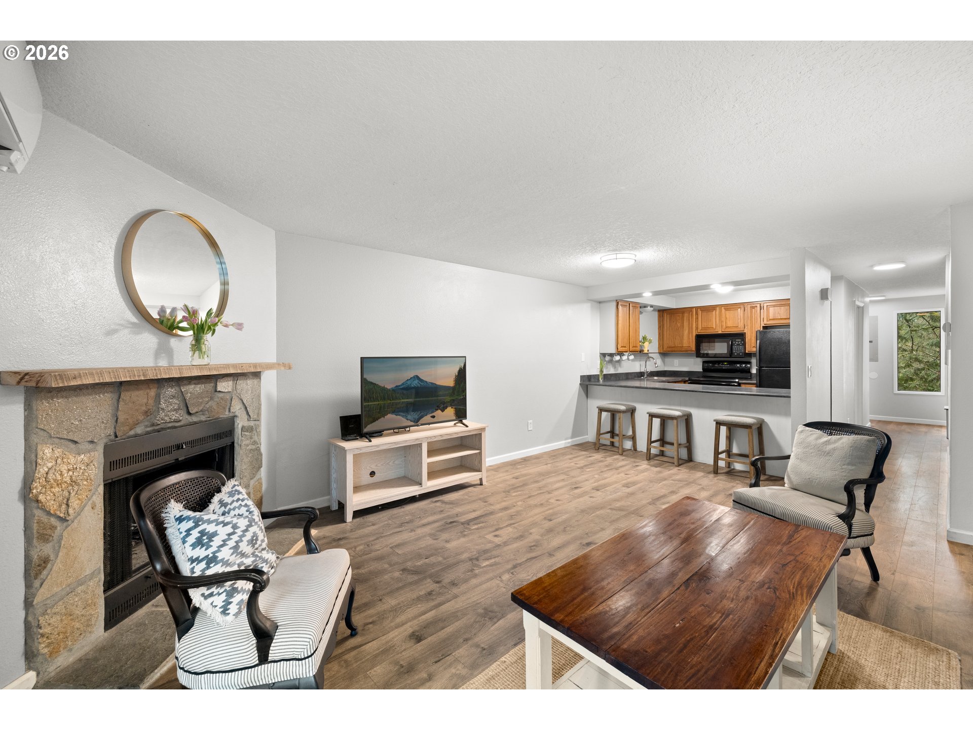 5563 Southwest Multnomah Boulevard Portland, OR 97219 - Photo 12 of 37