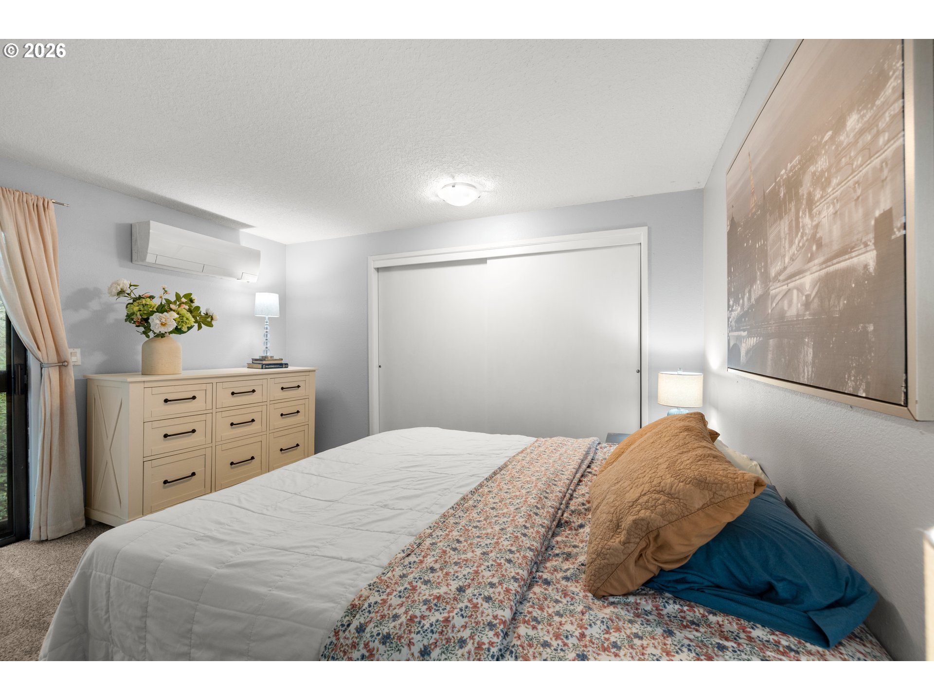 5563 Southwest Multnomah Boulevard Portland, OR 97219 - Photo 20 of 37