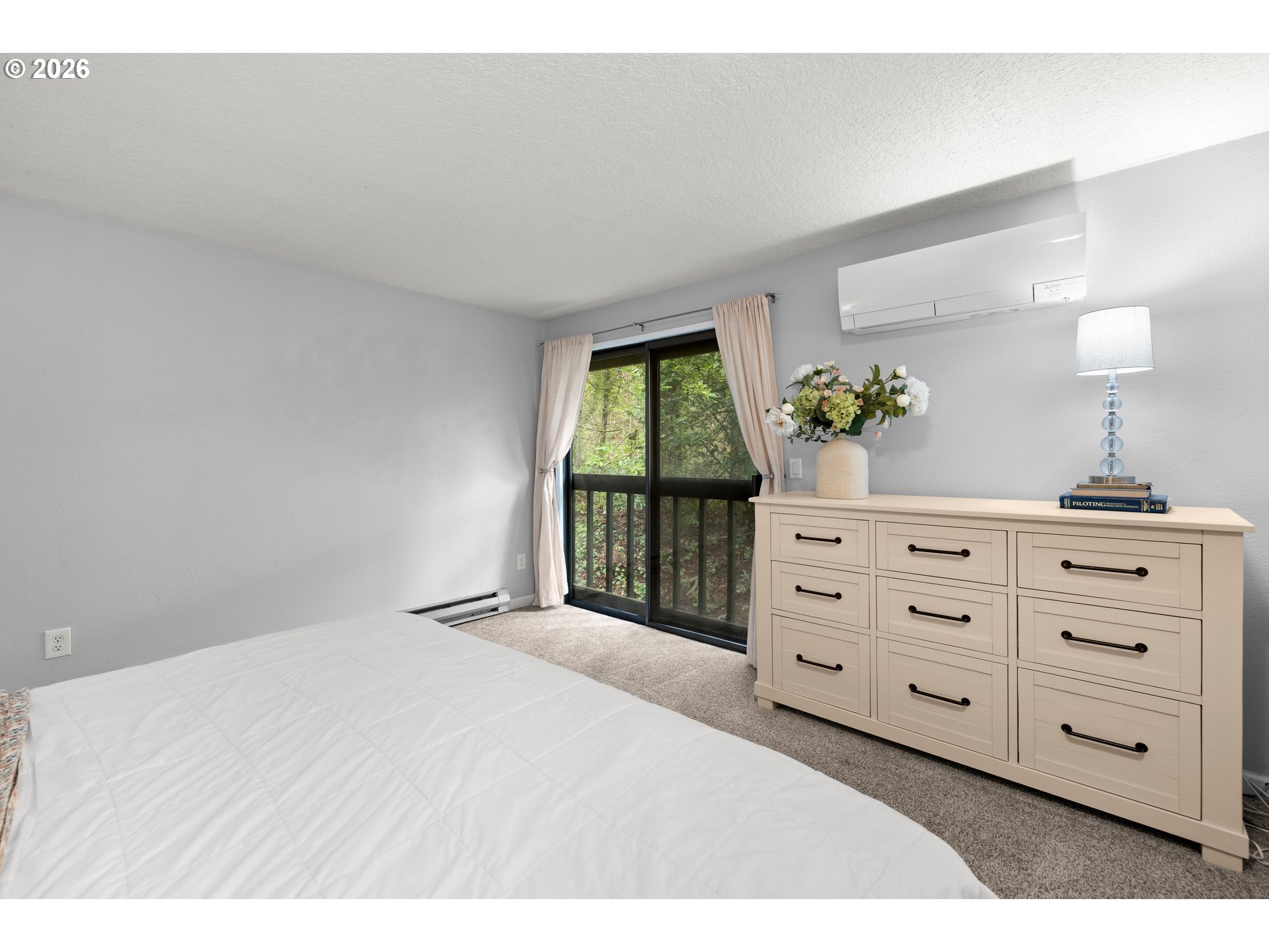 5563 Southwest Multnomah Boulevard Portland, OR 97219 - Photo 21 of 37