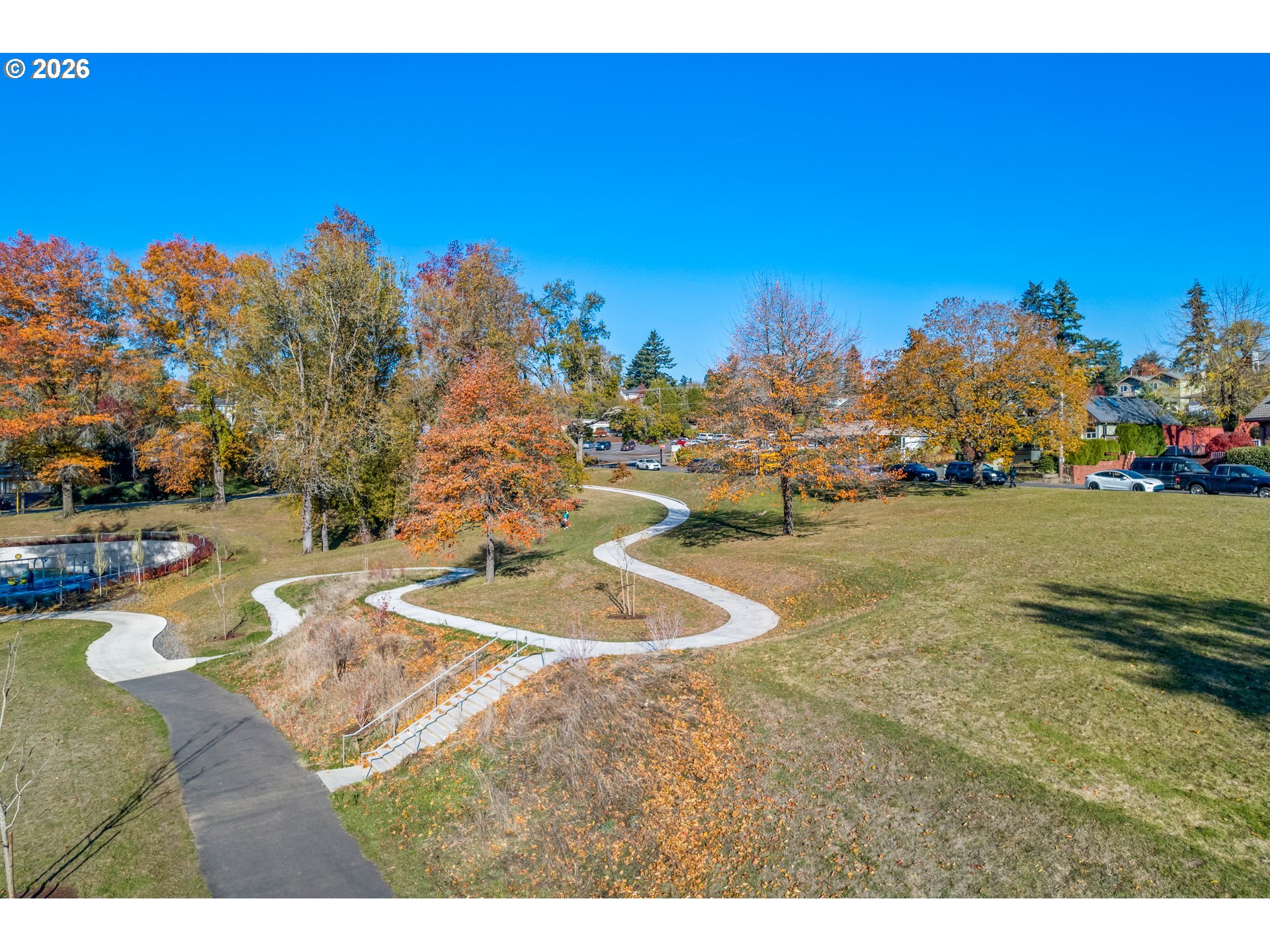 5563 Southwest Multnomah Boulevard Portland, OR 97219 - Photo 31 of 37