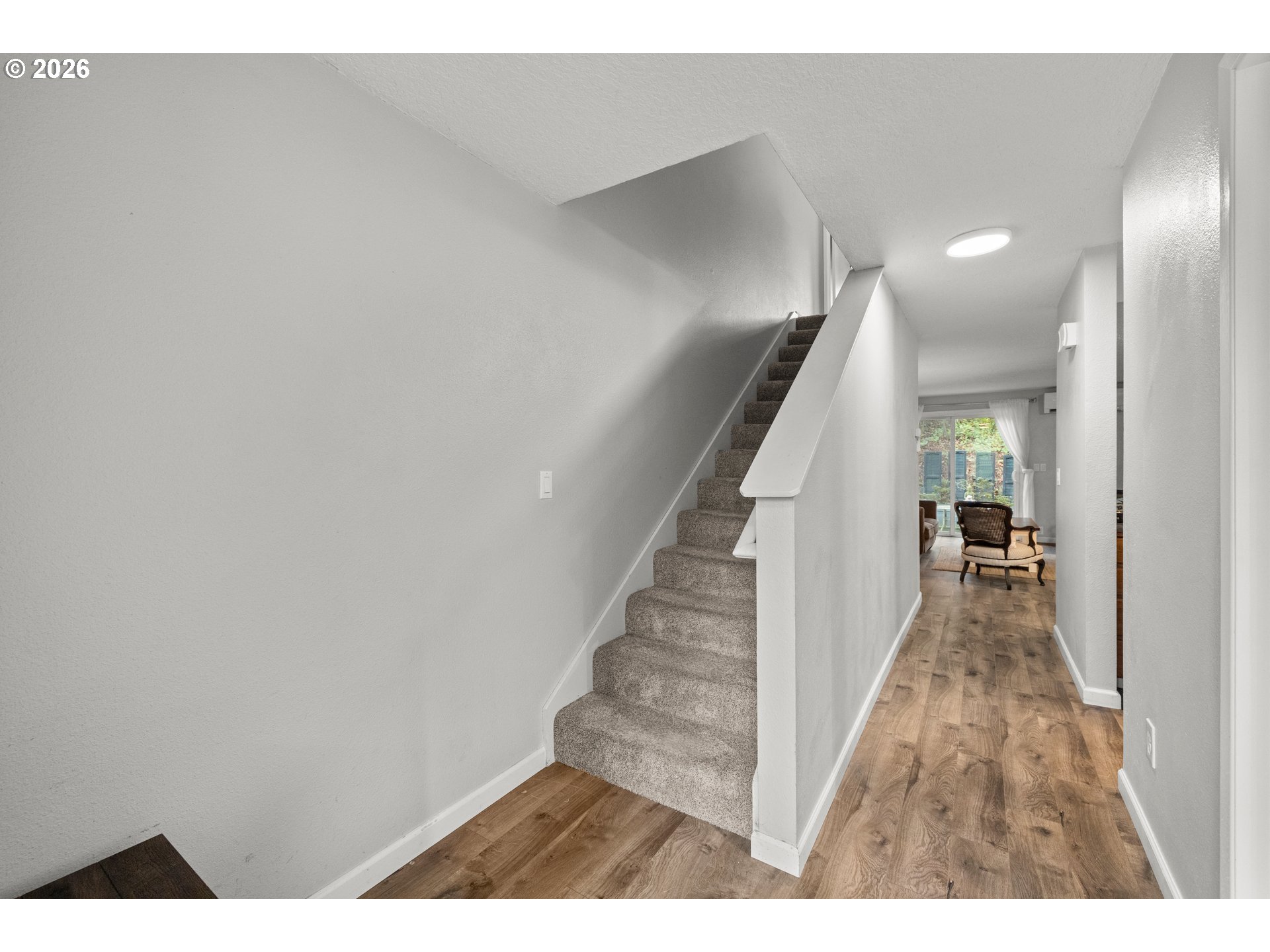 5563 Southwest Multnomah Boulevard Portland, OR 97219 - Photo 5 of 37