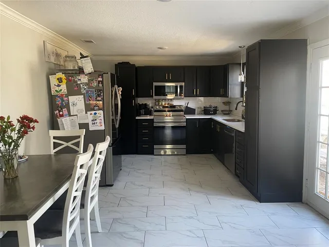 $305,000 | 356 Shoreline Drive, Azle, TX 76020