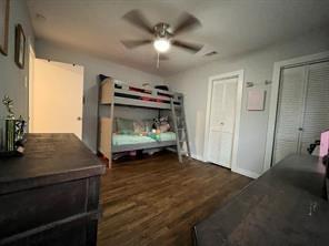 356 Shoreline Drive Azle, TX 76020 - Photo 9 of 22 a room with wooden floor and furniture