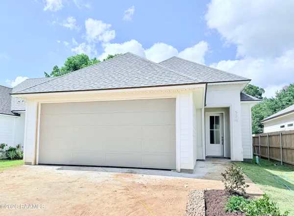 $269,900 | 306 Berchman Oaks Drive, Lafayette, LA 70506
