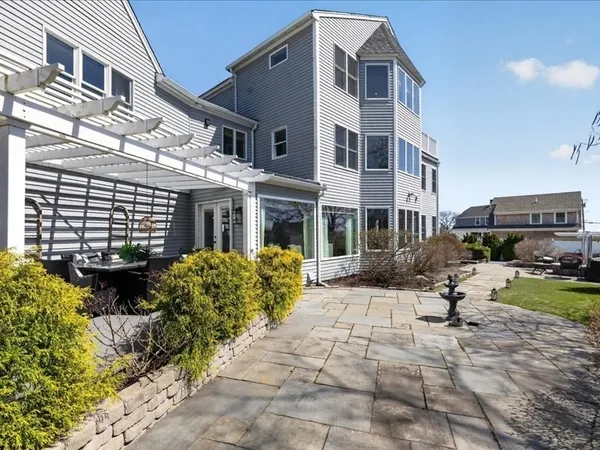 $3,200,000 | 11 Brookline Road, Scituate, MA 02066