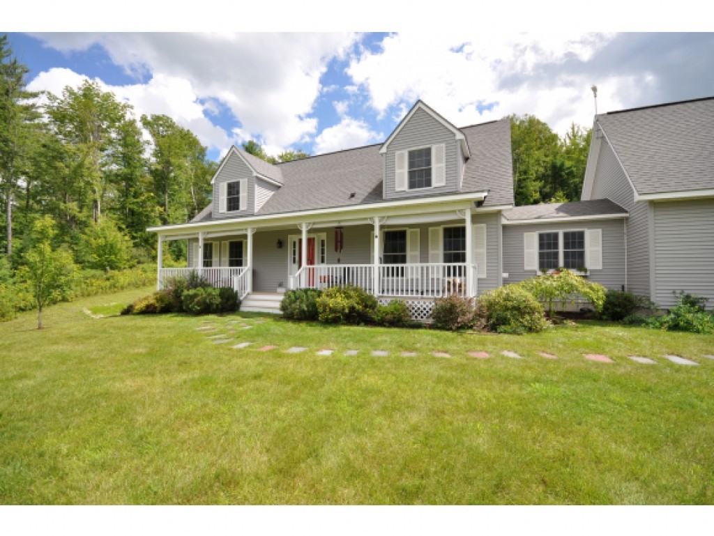 703 Slate Ledge Road Littleton, NH 03561 - Photo 2 of 30