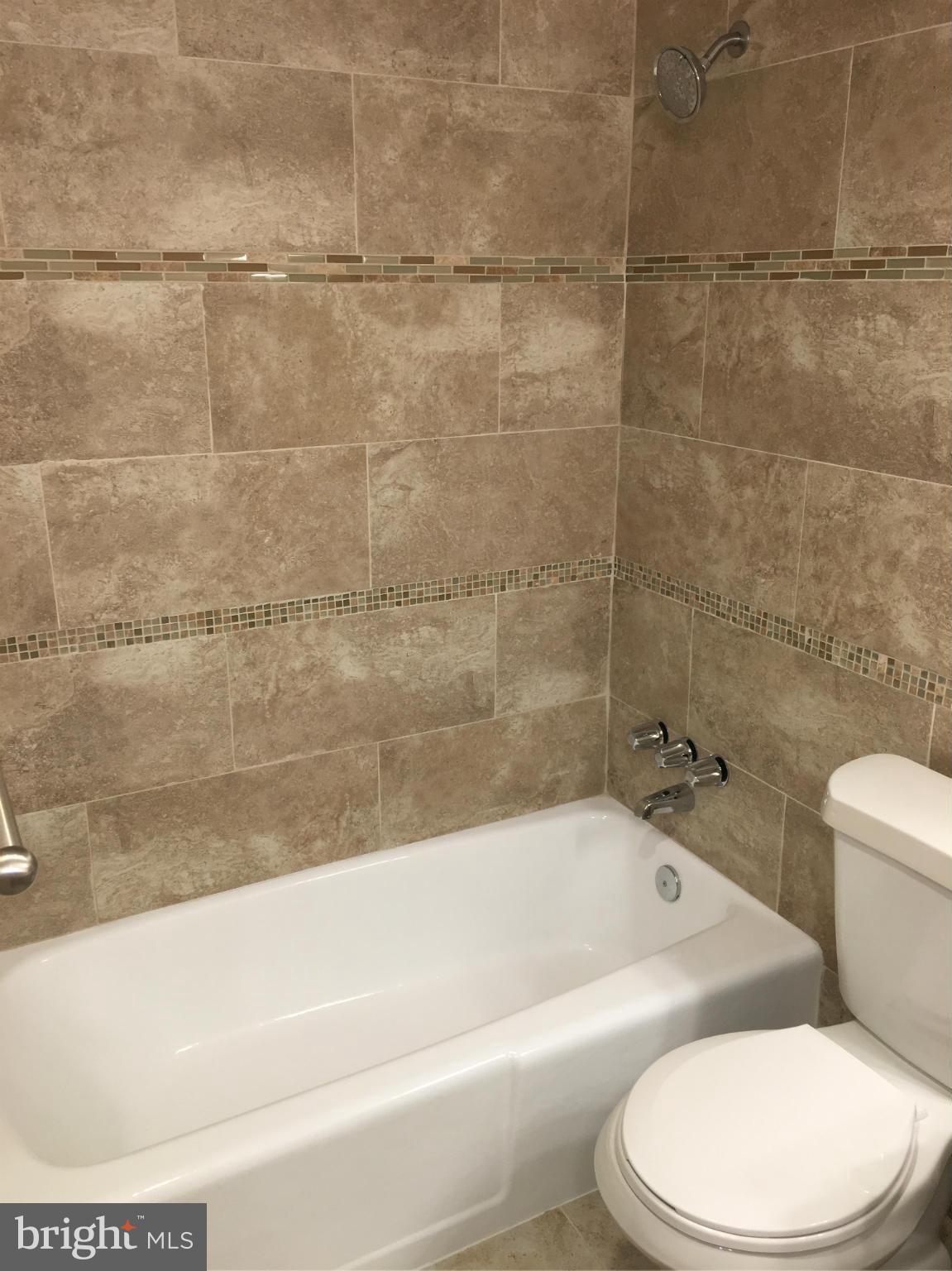 17805 Buehler Road, Unit 3E5 Olney, MD 20832 - Photo 13 of 17 Bath