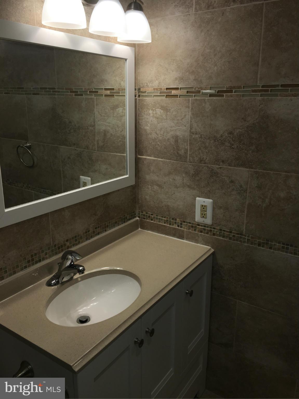 17805 Buehler Road, Unit 3E5 Olney, MD 20832 - Photo 17 of 17 Bath