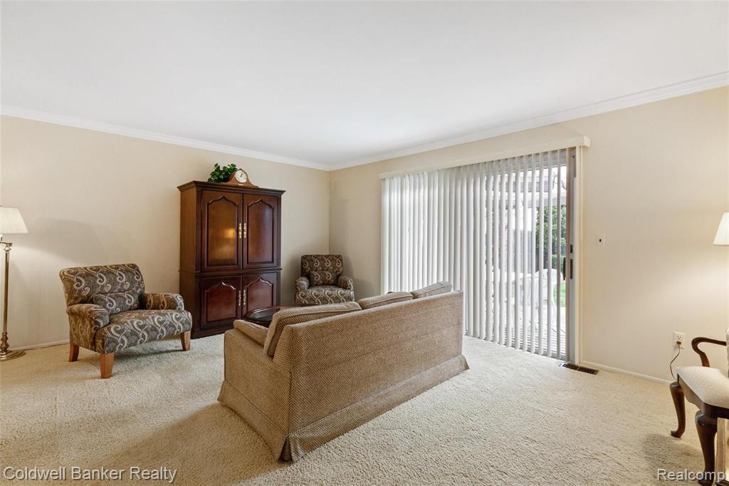 128 Manor Way, Unit 75 Rochester Hills, MI 48309 - Photo 16 of 35