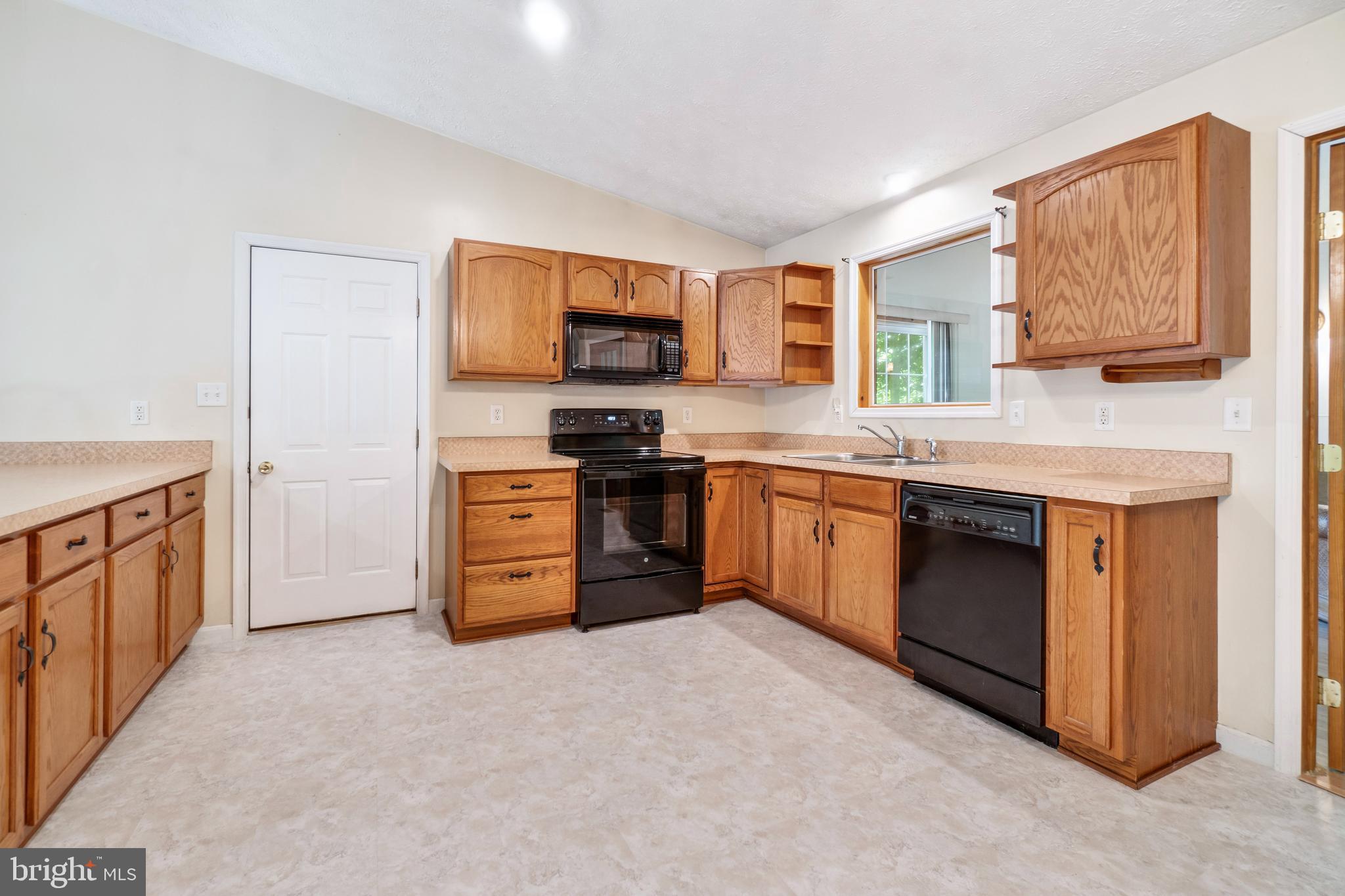 407 Goosemar Road Rising Sun, MD 21911 - Photo 8 of 30 Kitchen
