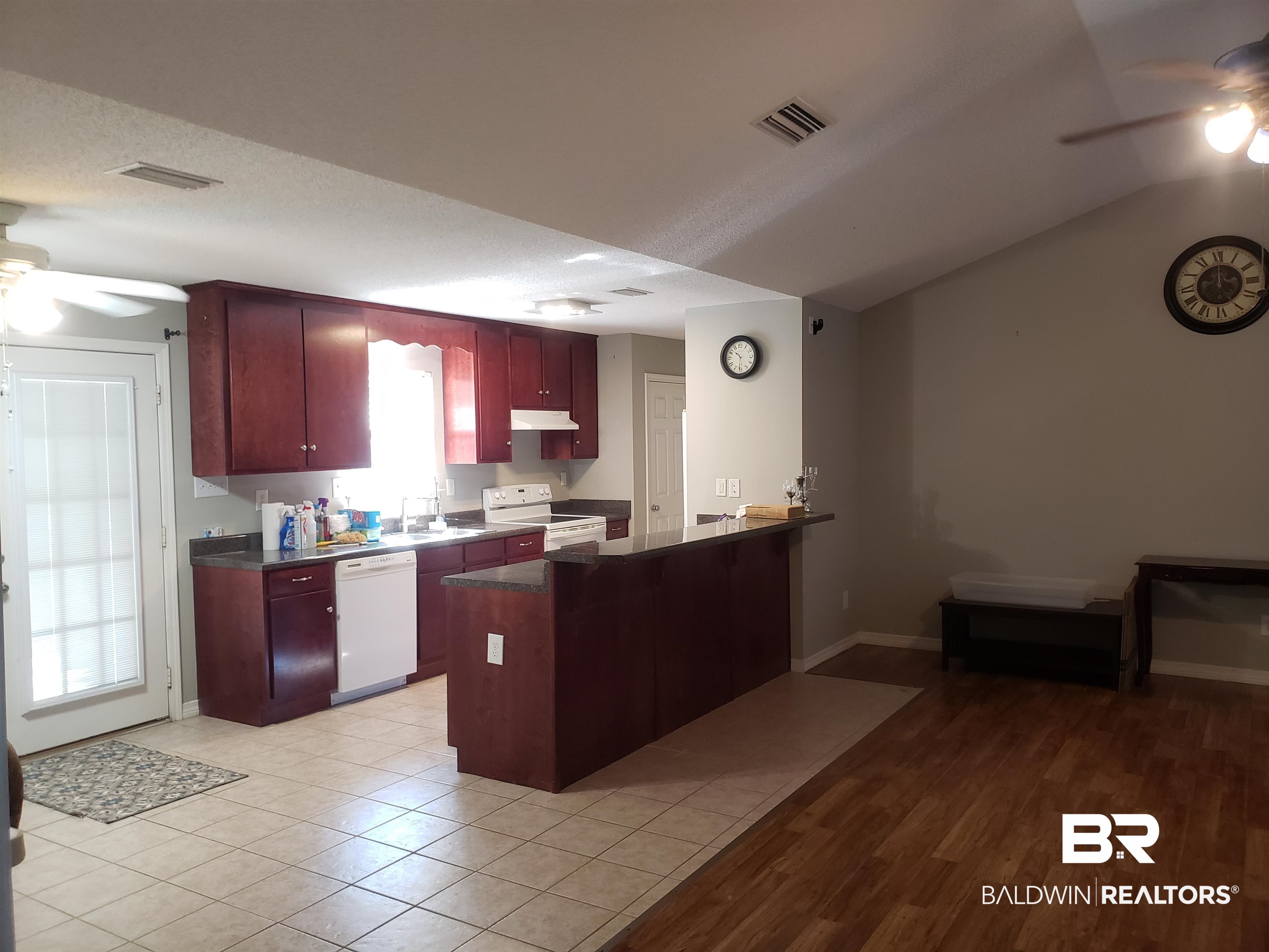1970 Ridgewood Drive South Lillian, AL 36549 - Photo 8 of 48