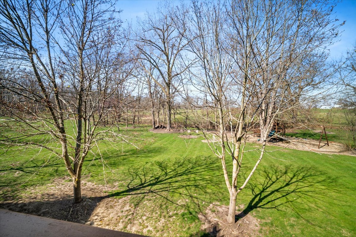 9852 Old Sawmill Road Bloomington, IL 61705 - Photo 27 of 34 Gallery Image 27