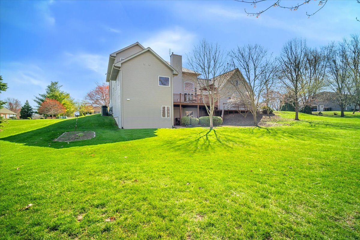 9852 Old Sawmill Road Bloomington, IL 61705 - Photo 31 of 34 Gallery Image 31