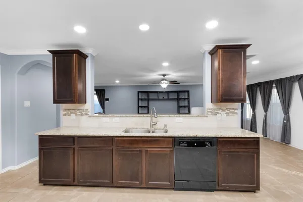 $289,999 | 1604 Hickory Burl Lane, Conroe, TX 77301