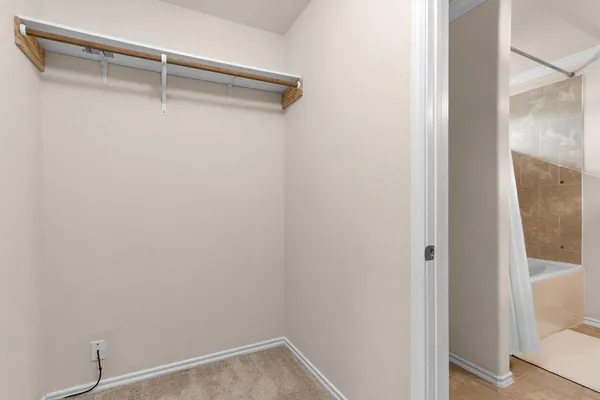 $289,999 | 1604 Hickory Burl Lane, Conroe, TX 77301