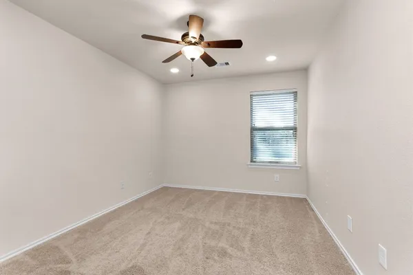 $289,999 | 1604 Hickory Burl Lane, Conroe, TX 77301