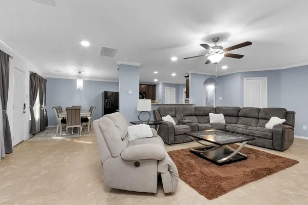 $289,999 | 1604 Hickory Burl Lane, Conroe, TX 77301