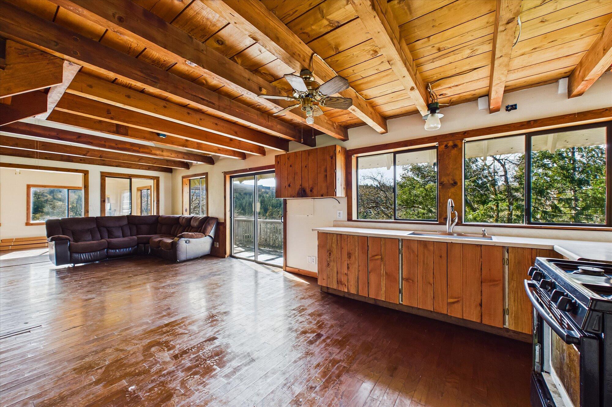 1960 Burr Valley Road Bridgeville, CA 95526 - Photo 15 of 63