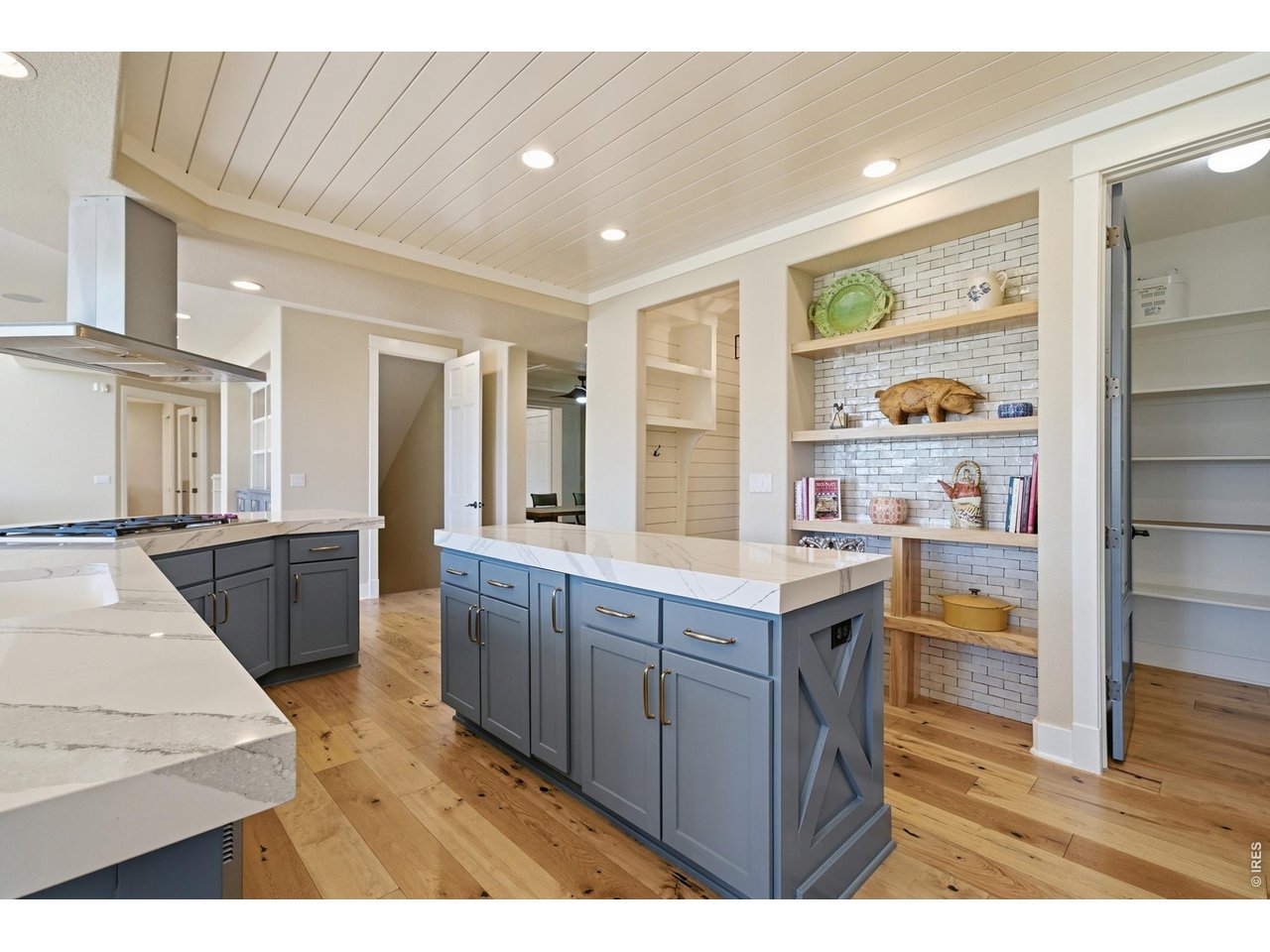 718 Skywalker Point Lafayette, CO 80026 - Photo 13 of 48 Huge kitchen island