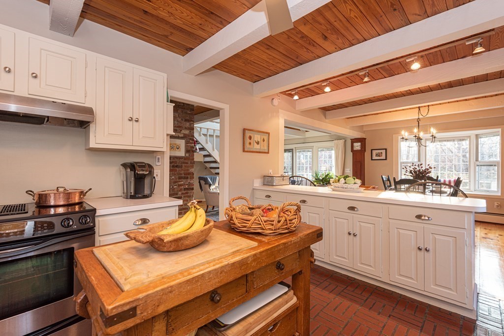 14 Liberty Road Marblehead, MA 01945 - Photo 8 of 42