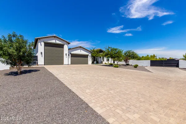 $1,365,000 | 37227 North 11th Avenue, Phoenix, AZ 85086
