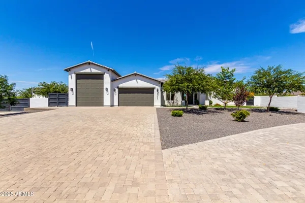 $1,365,000 | 37227 North 11th Avenue, Phoenix, AZ 85086