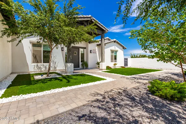 $1,365,000 | 37227 North 11th Avenue, Phoenix, AZ 85086
