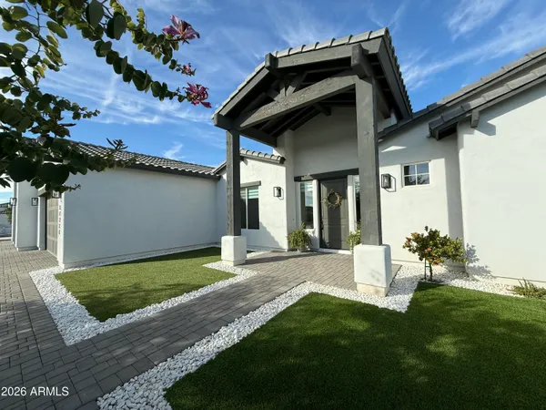 $1,365,000 | 37227 North 11th Avenue, Phoenix, AZ 85086