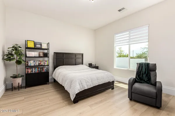 $1,365,000 | 37227 North 11th Avenue, Phoenix, AZ 85086