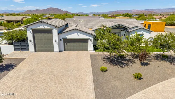 $1,365,000 | 37227 North 11th Avenue, Phoenix, AZ 85086