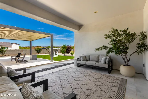 $1,365,000 | 37227 North 11th Avenue, Phoenix, AZ 85086