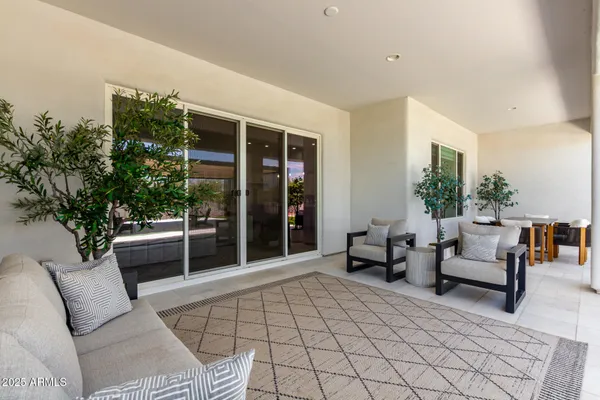 $1,365,000 | 37227 North 11th Avenue, Phoenix, AZ 85086