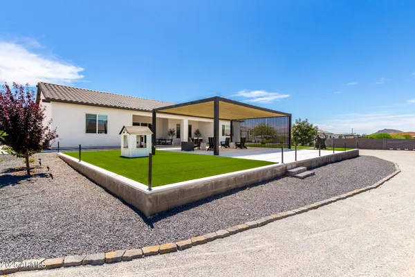 $1,365,000 | 37227 North 11th Avenue, Phoenix, AZ 85086