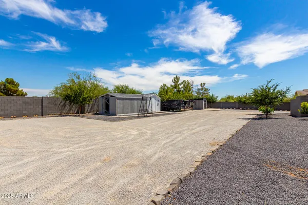 $1,365,000 | 37227 North 11th Avenue, Phoenix, AZ 85086