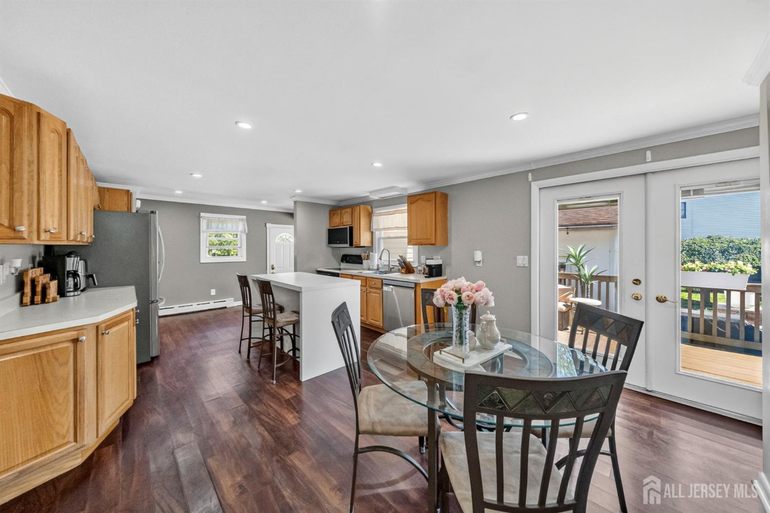729 Walnut Street Dunellen, NJ 08812 - Photo 8 of 41