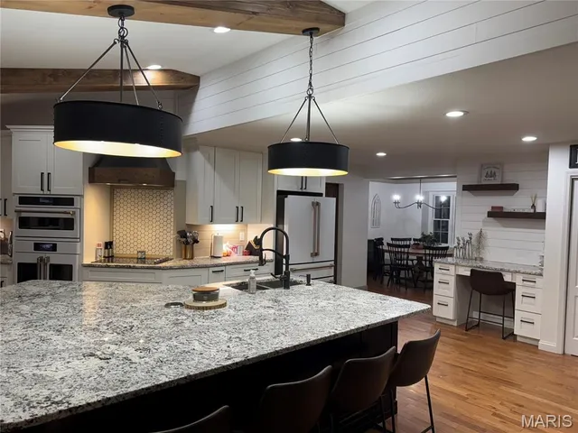 $674,900 | 2179 Rock N Horse Farms Drive, Festus, MO 63028