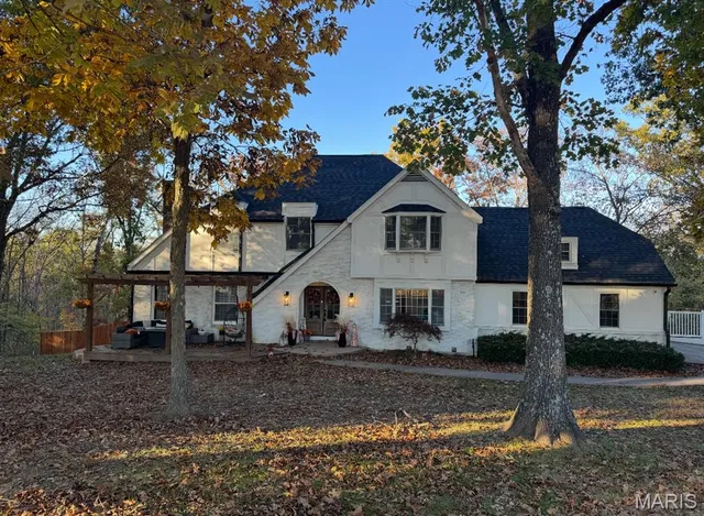 $674,900 | 2179 Rock N Horse Farms Drive, Festus, MO 63028