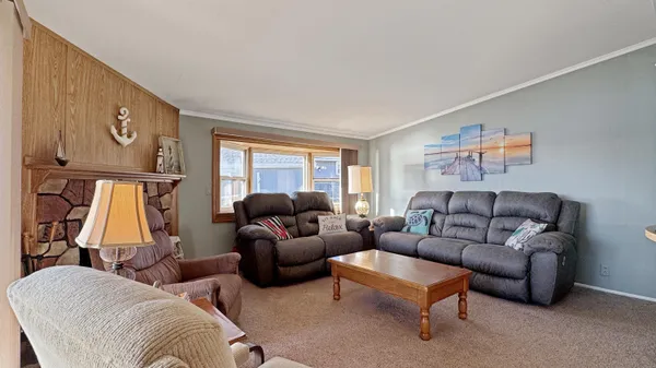 $275,000 | 9372 Lakeview Drive, Cadillac, MI 49601