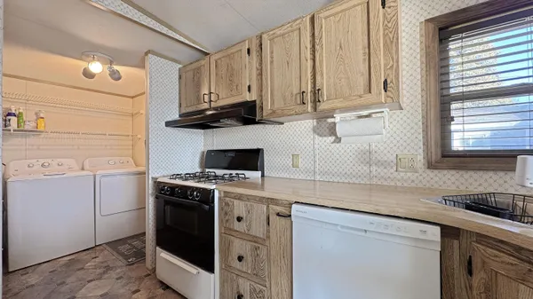 $275,000 | 9372 Lakeview Drive, Cadillac, MI 49601