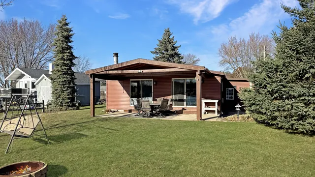 $299,000 | 9372 Lakeview Drive, Cadillac, MI 49601