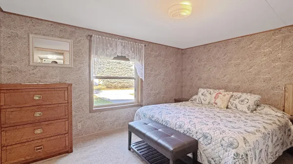 $275,000 | 9372 Lakeview Drive, Cadillac, MI 49601