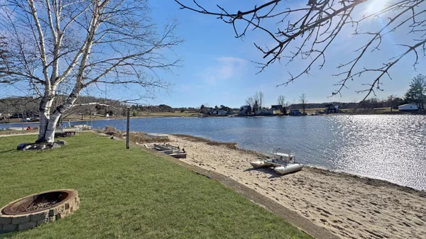 $275,000 | 9372 Lakeview Drive, Cadillac, MI 49601