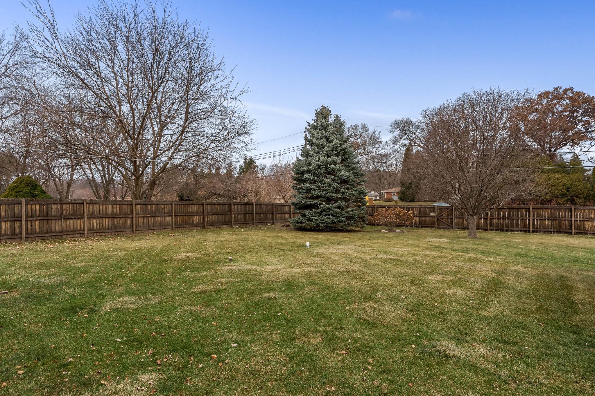 6404 Graydon Road Rockford, IL 61109 - Photo 8 of 42 Gallery Image 8