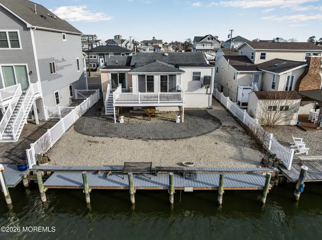 $769,900 | 40 Anchorage Drive, Toms River, NJ 08753