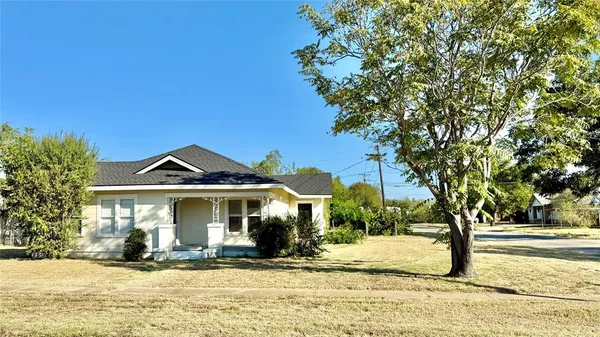 $150,000 | 1123 3rd Street, Graham, TX 76450