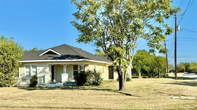 $150,000 | 1123 3rd Street, Graham, TX 76450