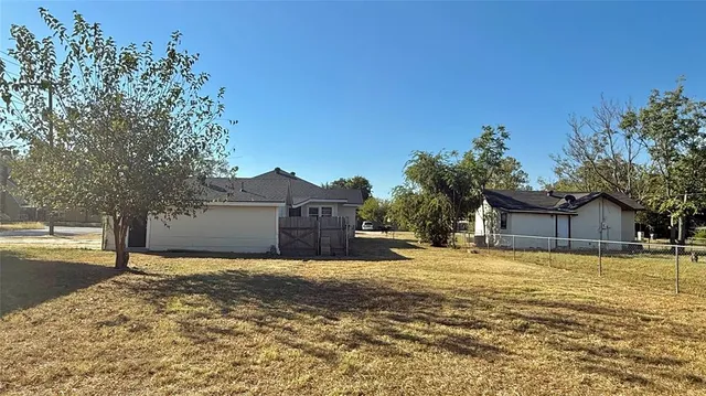 $150,000 | 1123 3rd Street, Graham, TX 76450