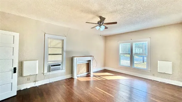 $150,000 | 1123 3rd Street, Graham, TX 76450